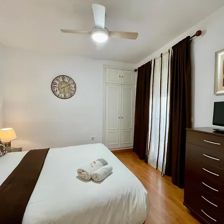 Alaudae -centro- Garaje Privado-jacuzzi Exterior Bajo Peticion - Hotel *