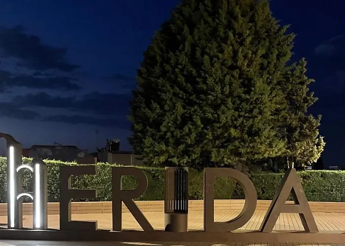 Отель Alaudae -centro- Garaje Privado-jacuzzi Exterior Bajo Peticion -