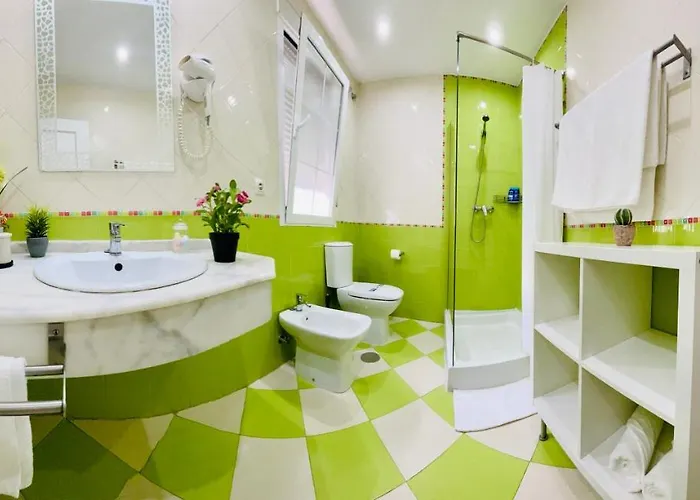 Отель Alaudae -centro- Garaje Privado-jacuzzi Exterior Bajo Peticion -