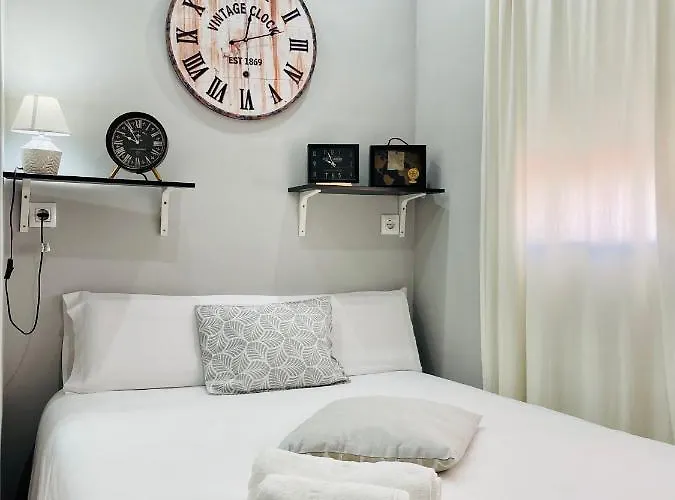 Отель Alaudae -centro- Garaje Privado-jacuzzi Exterior Bajo Peticion -