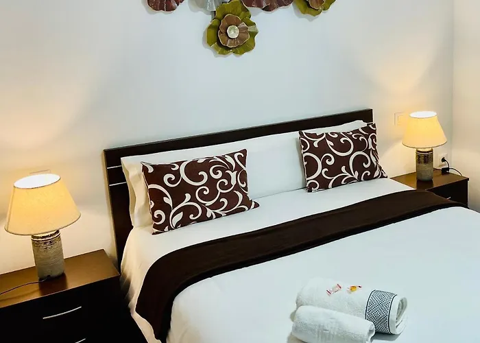 Alaudae -centro- Garaje Privado-jacuzzi Exterior Bajo Peticion - Отель *