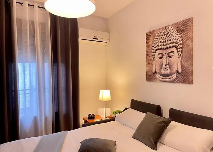 Alaudae -centro- Garaje Privado-jacuzzi Exterior Bajo Peticion - Отель *